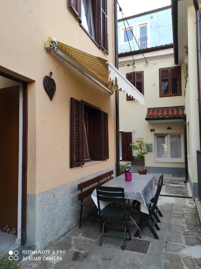 Apartma Izola Exteriör bild